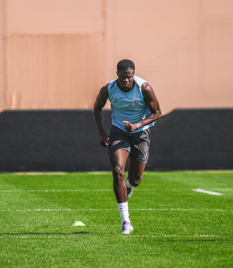 BOB半岛官网-盖伊+拉唐试枪！对手曾败在蓉城脚下 李昊身价疯涨，申花重新报价